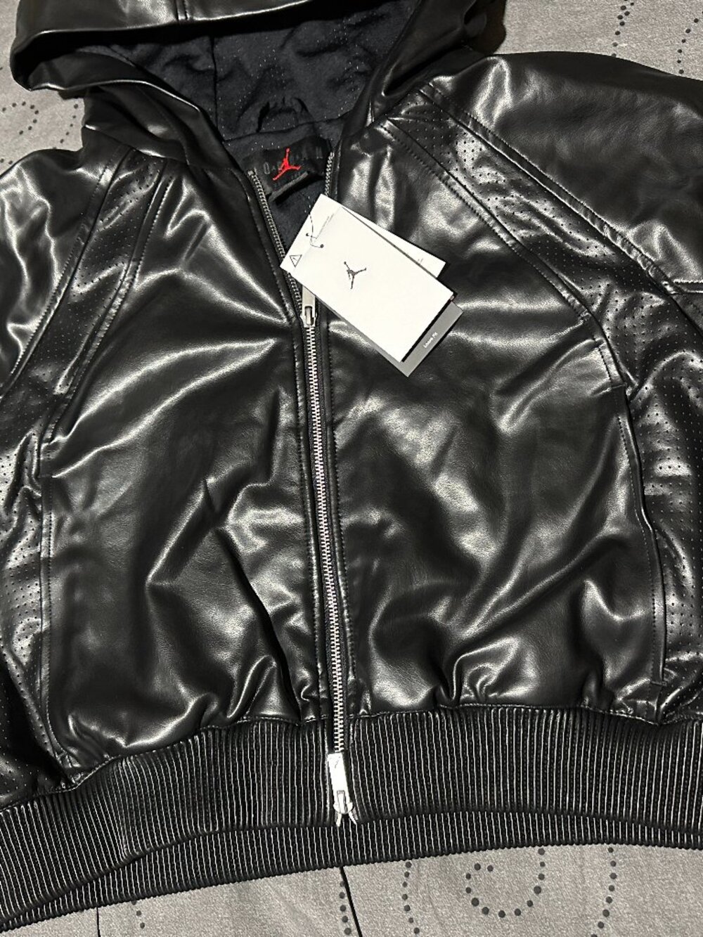 NIKE JORDAN FLIGTH FAUX LEATHER FULL ZIP. JACKET HOODIE BLACK SIZE L WOMEN $190.